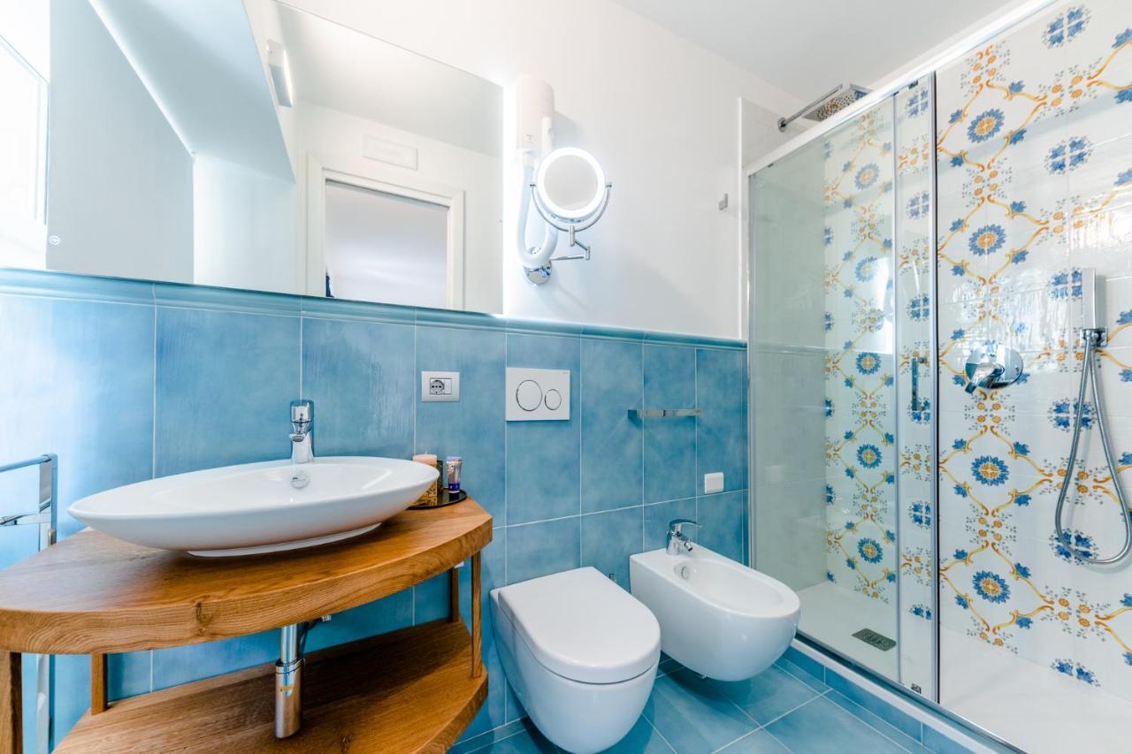 Bed and Breakfast Beb Palazzo Mancini Минори Экстерьер фото